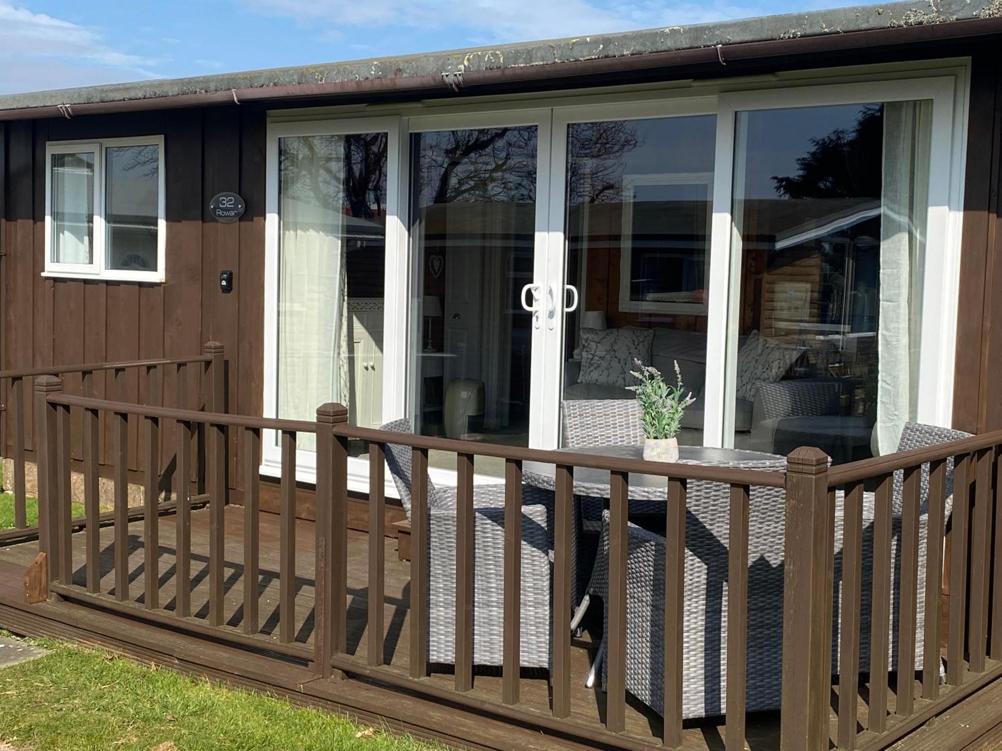 Chalet Thirty Two Seaton  Exterior photo
